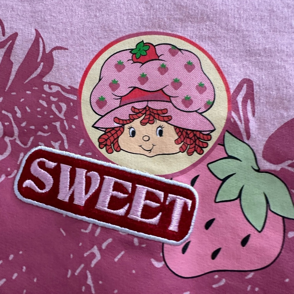 Pink Strawberry Shortcake Graphic Sweatshirt - Picture 2 of 10